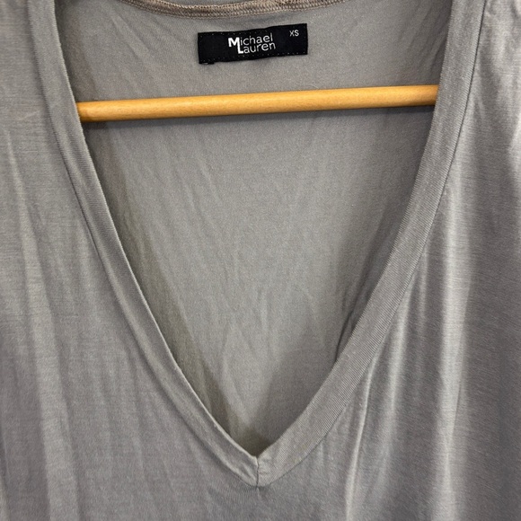 Michael Lauren Gray Sleeveless Blouse - Picture 3 of 4